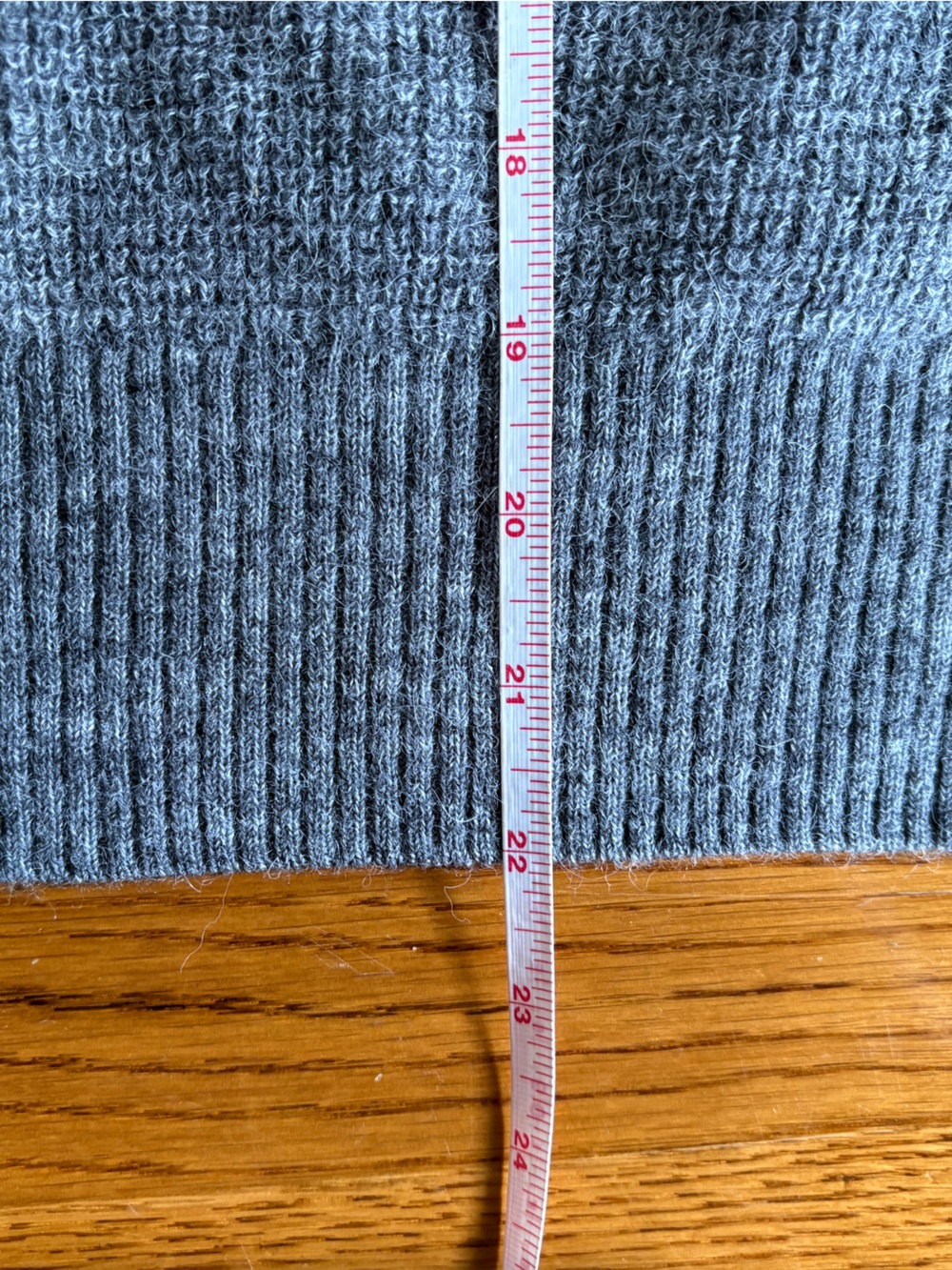 Quince Heather Gray Women’s baby alpaca Sweater NWT - Picture 6 of 6